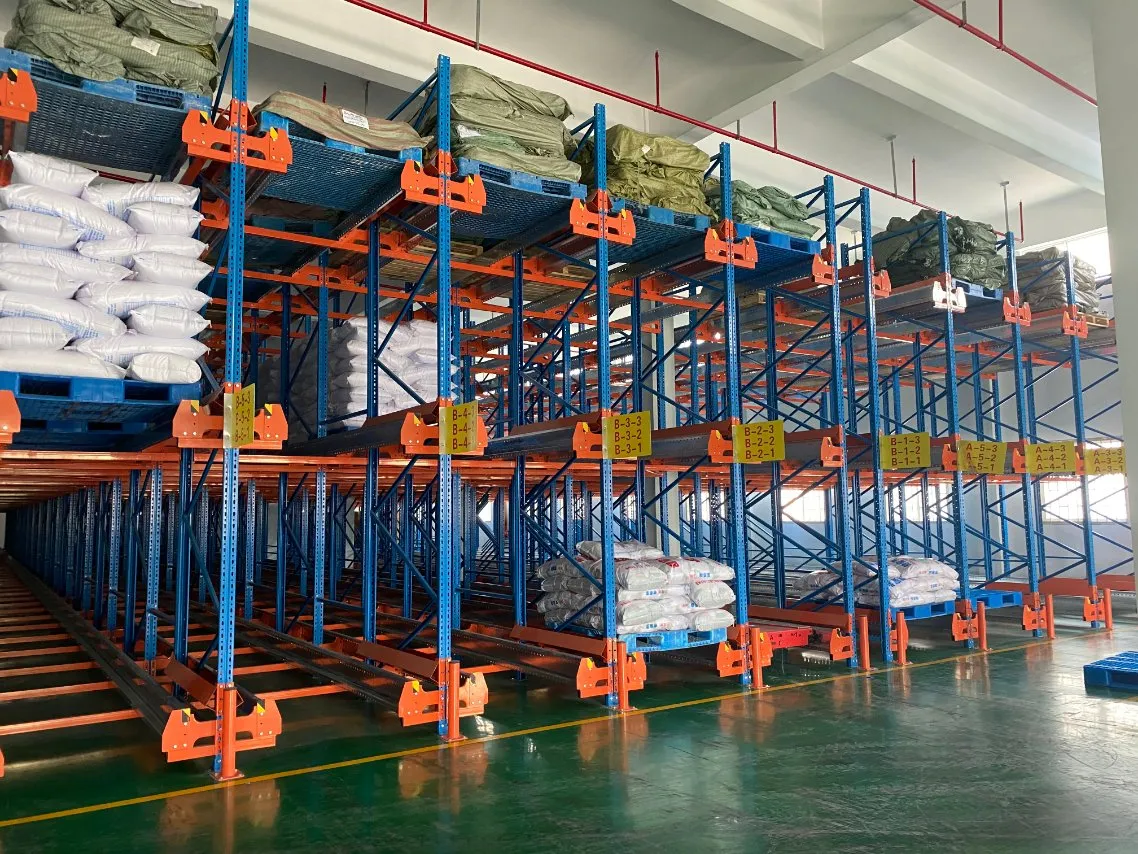 Hệ thống kệ lưu trữ tự động bằng xe đẩy pallet tùy chỉnh Hệ thống kệ pallet xe đẩy radio Hệ thống xe đẩy pallet bằng thép pictures & photos
