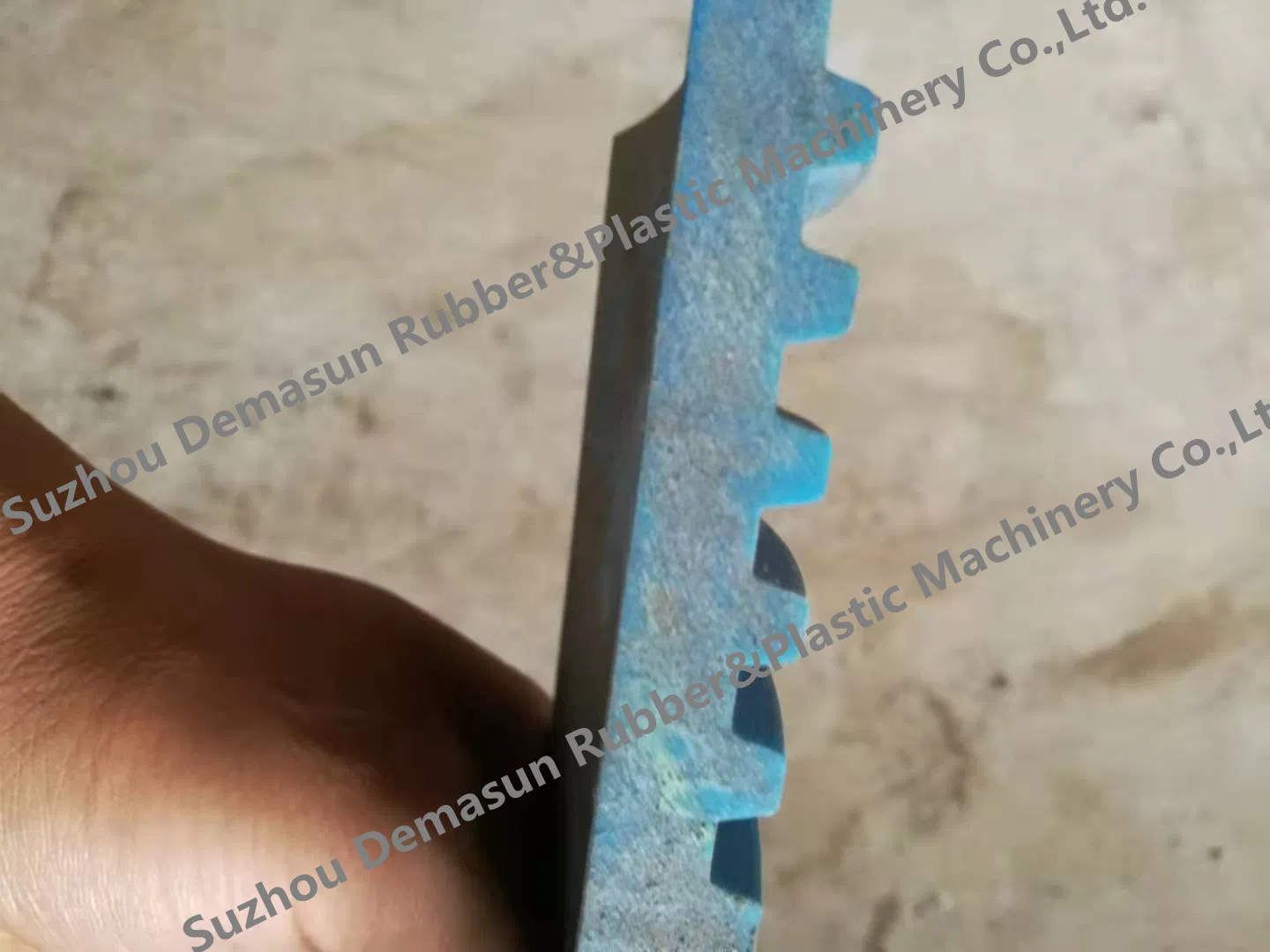 Machine de production de tuyaux en PVC, machine de fabrication de tubes, ligne d'extrusion plastique, fileteuse de tuyaux, machine à tuyaux en PVC, machine plastique, fileteuse de tubes pictures & photos