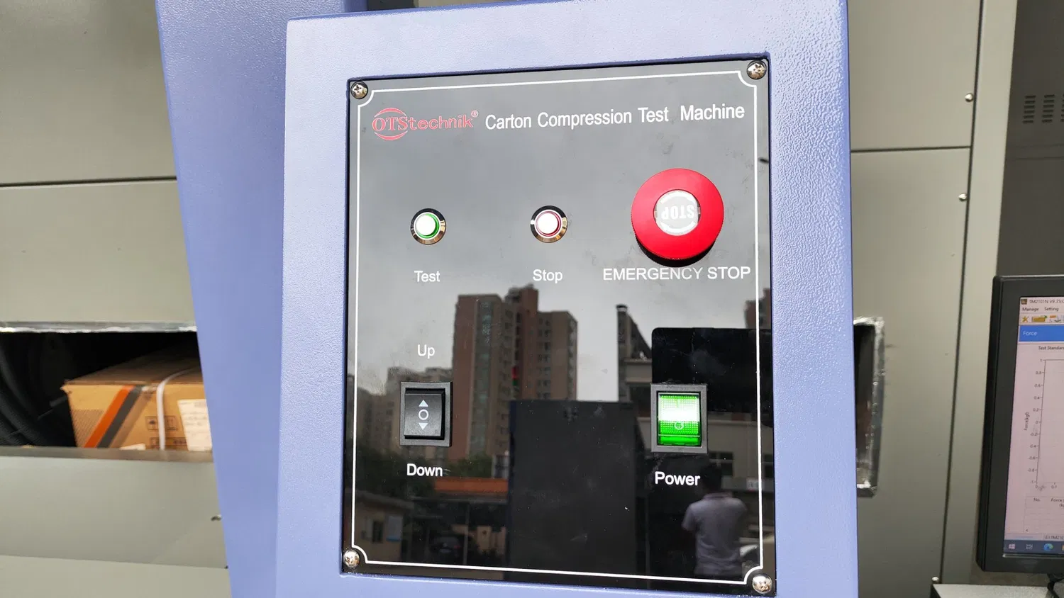 Machine d'essai de compression de carton ondulé à contrôle électronique par ordinateur pictures & photos