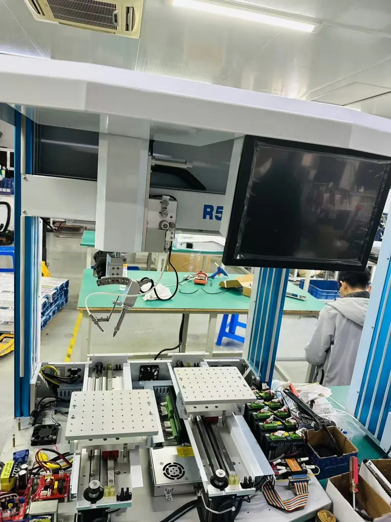 Mf-R351 آلة لحام أوتوماتيكية USB للوحة الدوائر الكهربائية، أضواء LED، آلة لحام مقبس أوتوماتيكية، آلة لحام أوتوماتيكية بمحورين pictures & photos