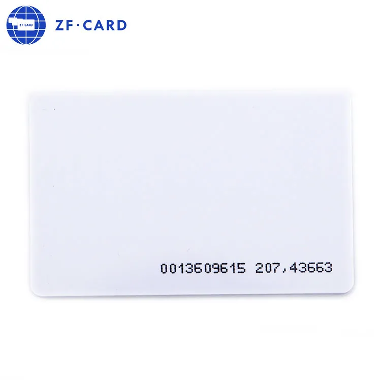 Schede chip vuote in PVC MIFARE Plus per stampante a nastro pictures & photos