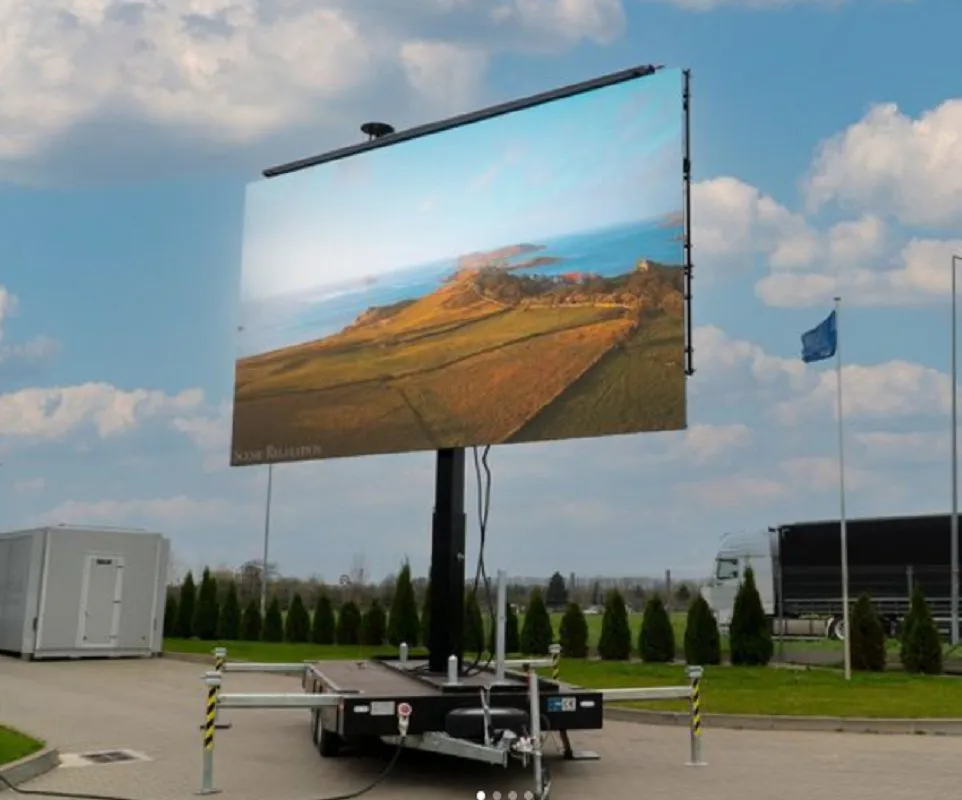 LED-Schild Hochkapazitäts tragbarer LED-Anzeigetrailer für Veranstaltungen LED-Anzeigebildschirm pictures & photos