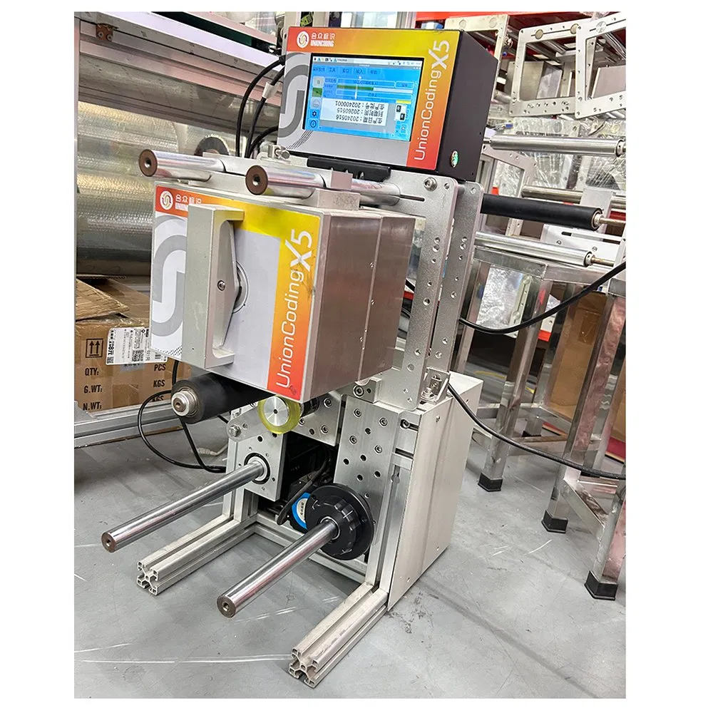Máquina de rebobinado de línea nueva con codificación por inyección de tinta de rodillo a rodillo para codificación QR, operación simple, máquina de rebobinado pictures & photos