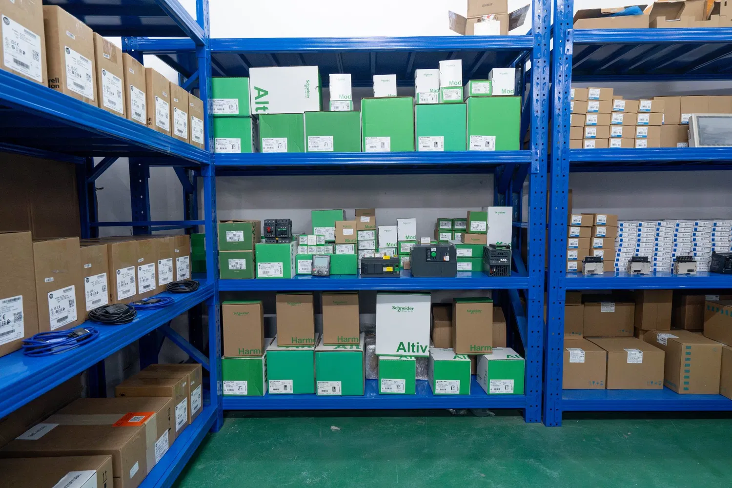 Nx-Pg0122 Arah Maju Mundur Puls atau Sinyal Arah Puls Sistem Kontroler Sysmac PLC Modul Pengendali Logika Terprogram PLC pictures & photos