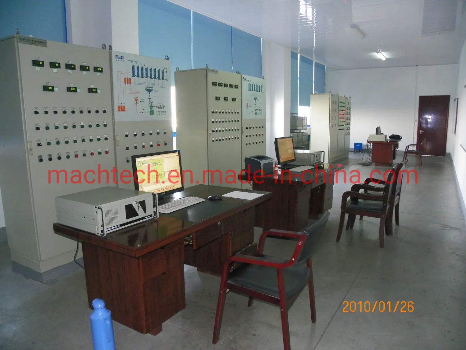 Sistema de Control PLC Máquina Mezcladora de Plástico PVC Sistema de Dosificación Automática pictures & photos