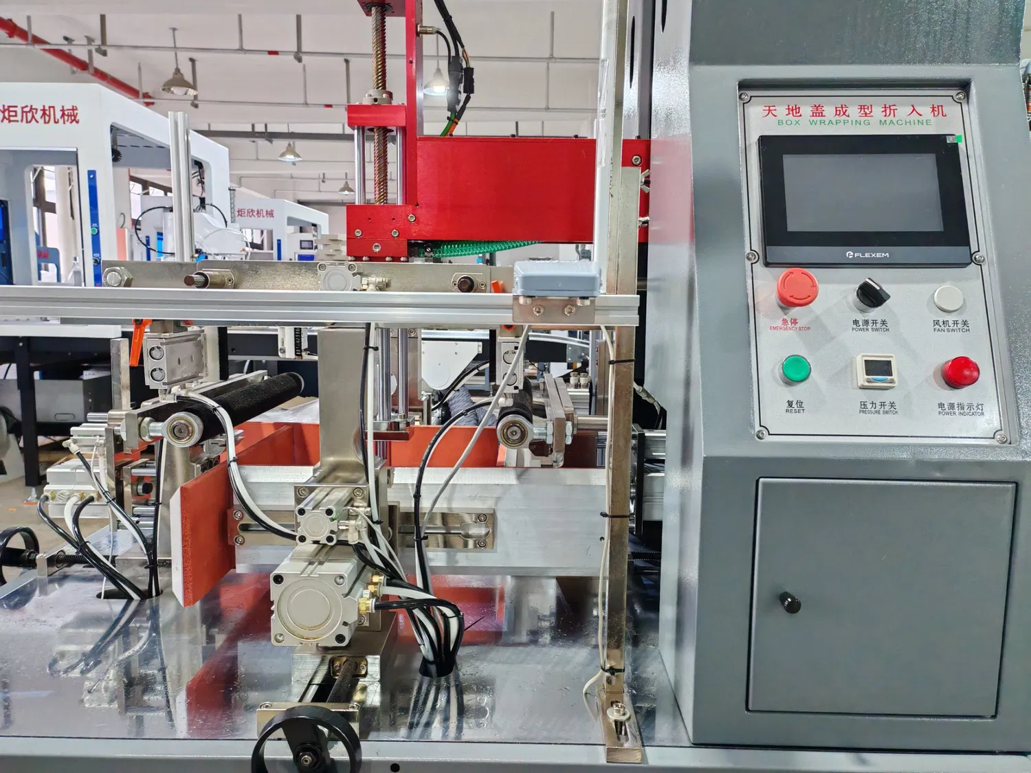 Jx-540 Kartonagenformmaschine Steifboxenherstellungsmaschine pictures & photos