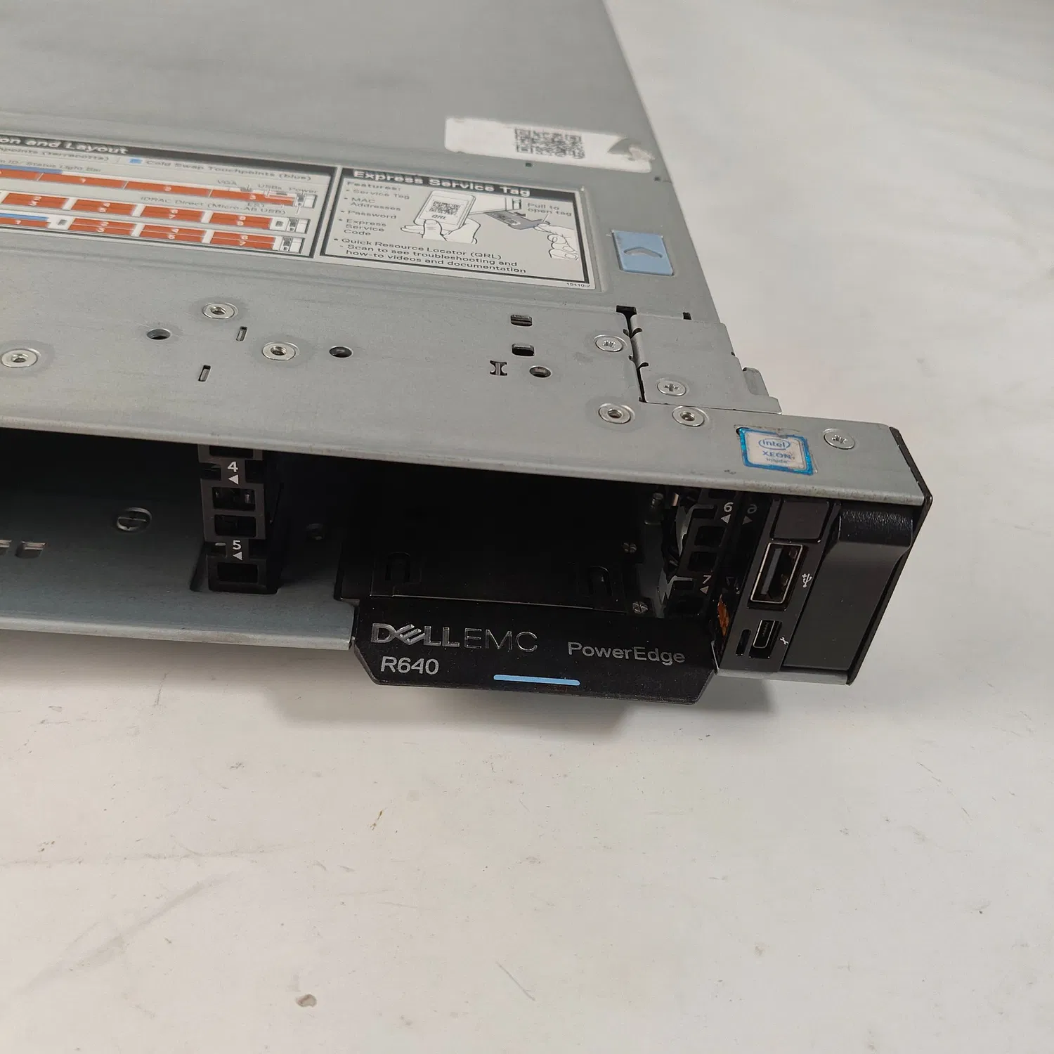 Del Usato R640 R740 1u 2u Server Rack Barebone Sistema Fabbricato in Cina Configurazione Personalizzabile pictures & photos