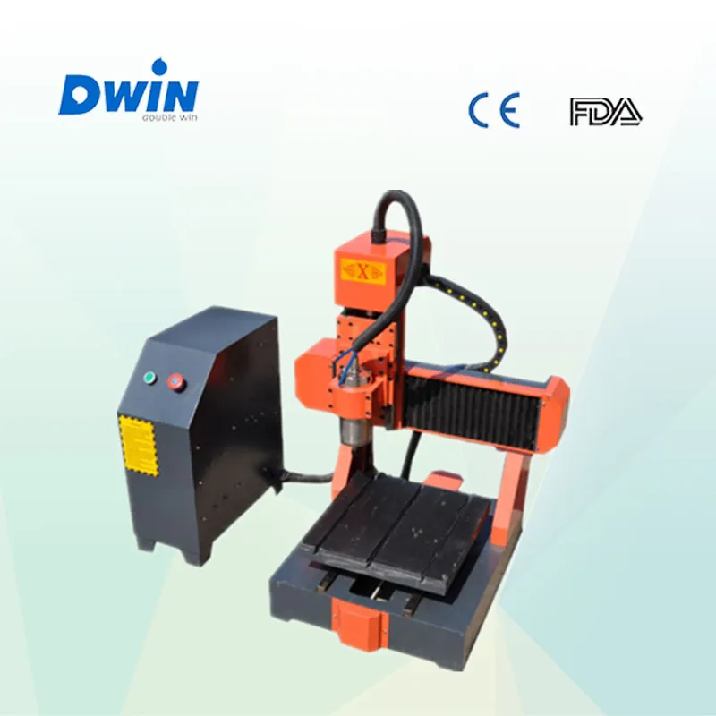 Heißer Verkauf Holz Mini CNC Fräsmaschine / Kopierfräsmaschine pictures & photos