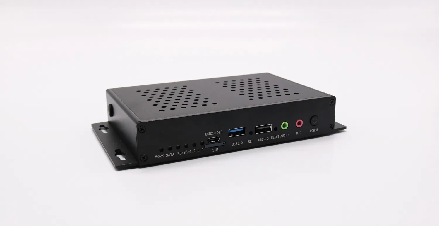 เมโคทรอนิกส์ R56 Rk3568 กับระบบปฏิบัติการ Openwrt บนคอมพิวเตอร์ฝังตัว pictures & photos