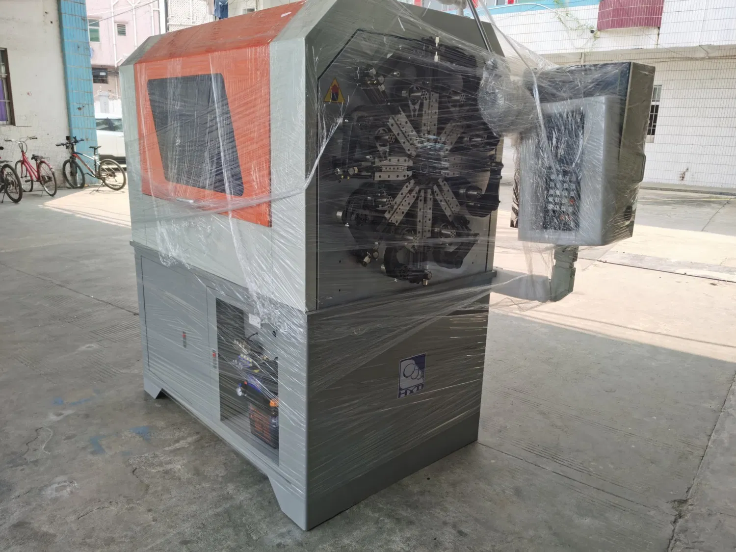 Máy tạo lò xo CNC, máy lò xo cam, máy tạo dây pictures & photos