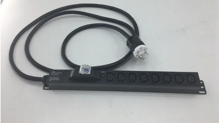 19 Zoll IEC Typ Basis PDU Universelle Steckdosen Stromverteilungseinheit pictures & photos