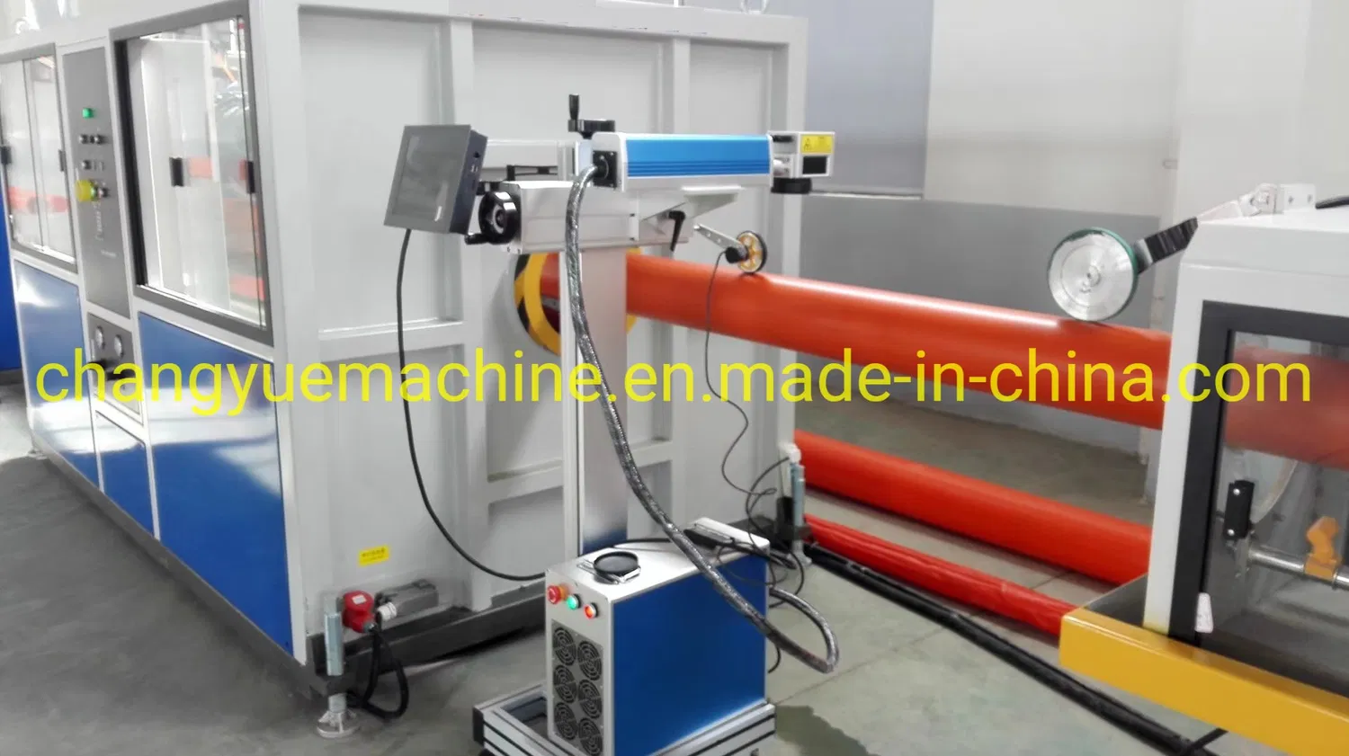 Printer Laser Serat Terbang untuk Pipa PVC HDPE Mpp / Kode Laser / Mesin Pengkodean pictures & photos