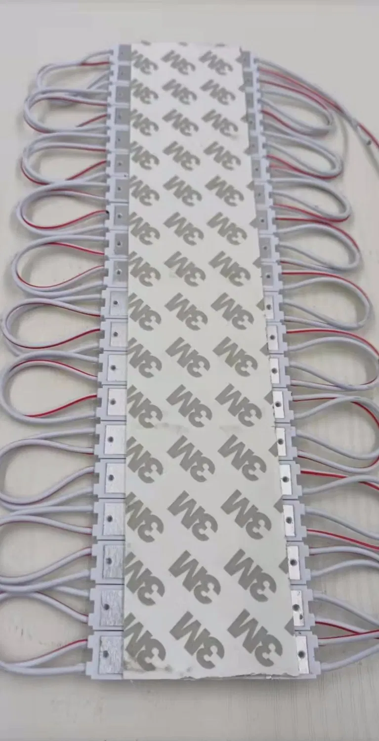 Modul Injeksi LED Modul LED DC12V 3 Chip Cahaya Luar Ruangan Supercerah Merah Biru Hijau untuk Tanda Huruf Iklan Tanda Modul LED untuk Tanda Kotak Cahaya pictures & photos