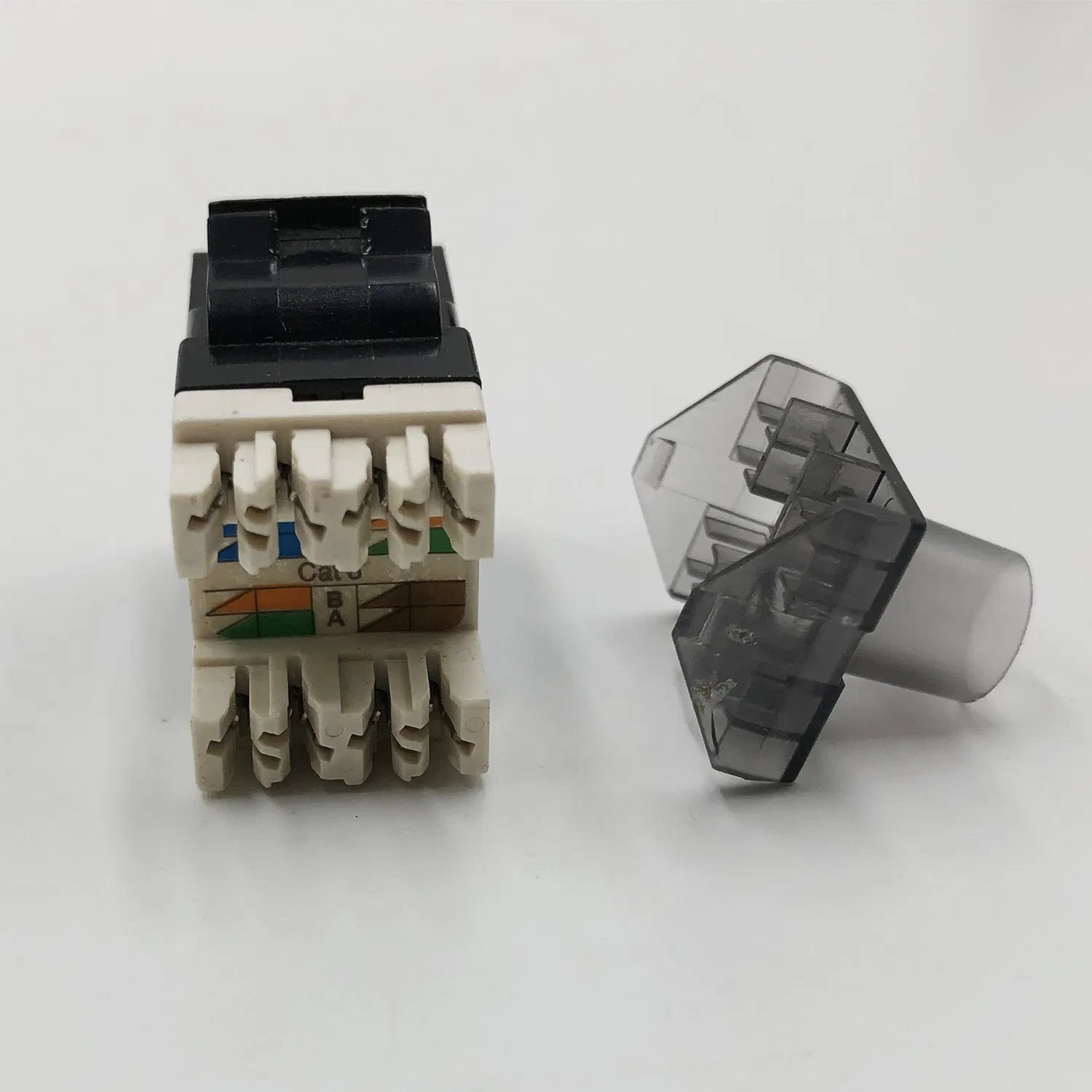 AMP RJ45 Bağlantı CAT6 Keystone Jack Bilgisayar Ağı Kablolama Soket Modülü pictures & photos