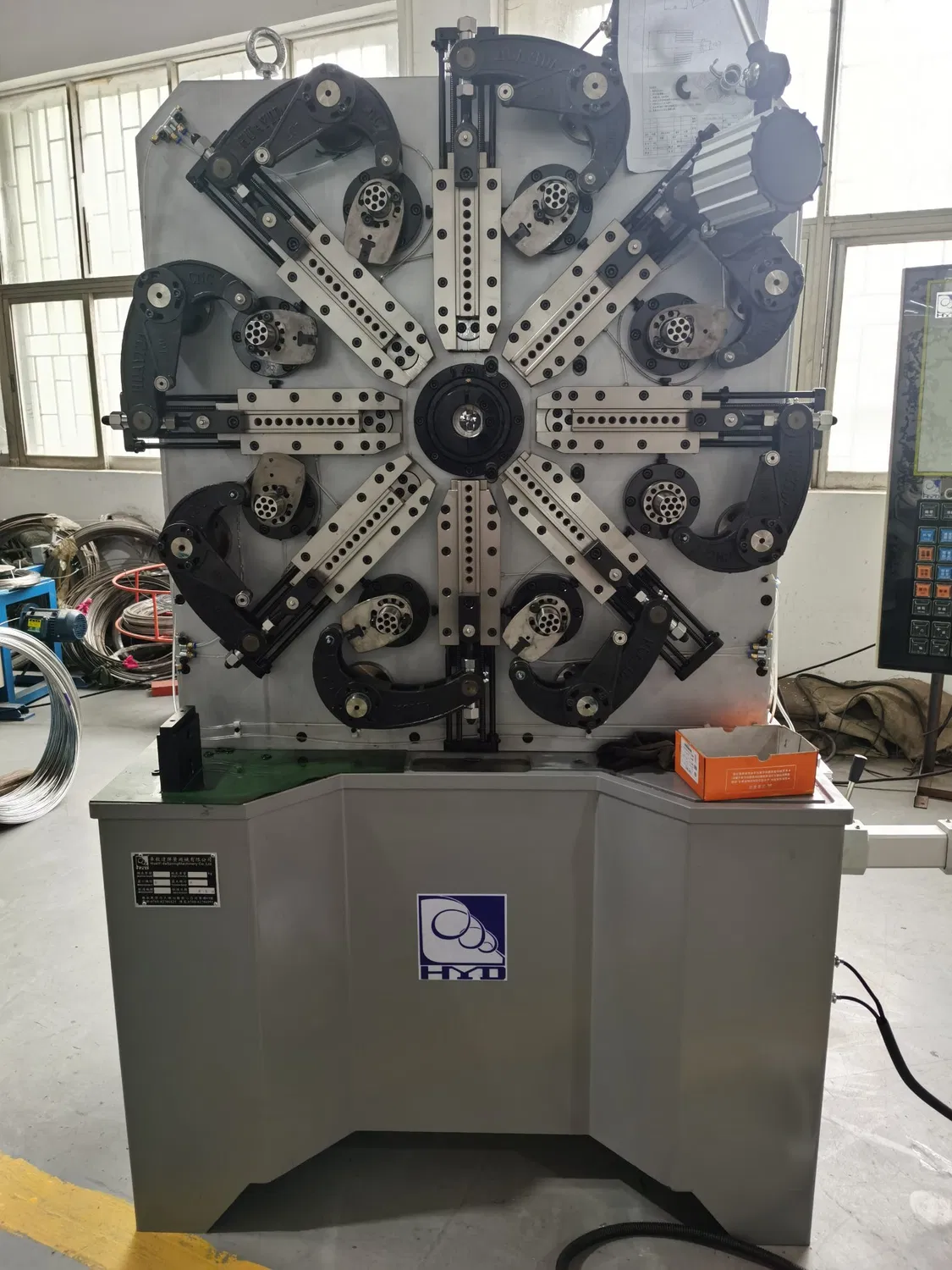 4.2mm Bahar Makinesi CNC Bahar Sarma Makinesi Tel Şekillendirme Makinesi pictures & photos