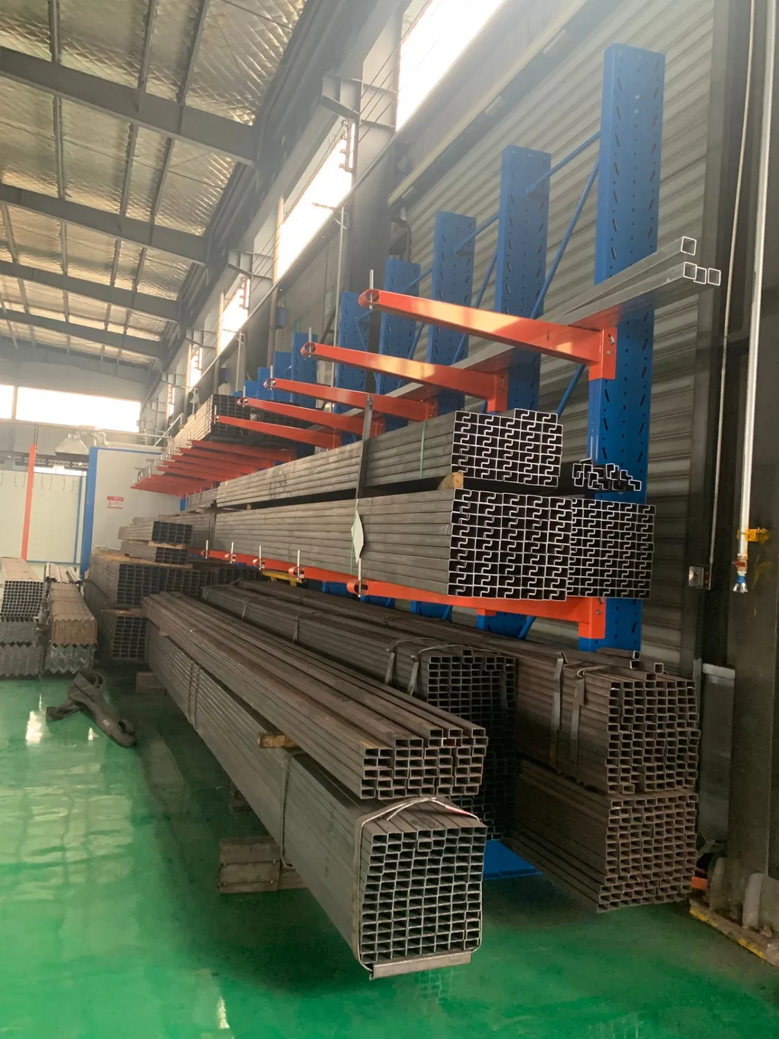 Giá đỡ kim loại sơn tĩnh điện, giá đỡ mạ kẽm, kệ lưu trữ trong kho, kệ nặng, giá đỡ cantilever với các kệ pictures & photos