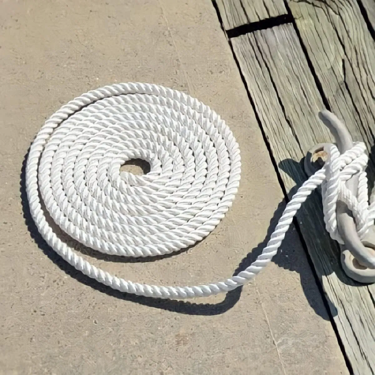 ナイロンロープ ポリエステルロープ 3strands ツイストロープ 高品質 フローティング シップ モーリングロープ マリンロープ プラスチックロープ pictures & photos
