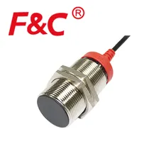 Cảm biến tiệm cận cảm ứng DC loại PNP 24V cảm biến vị trí lắp phẳng