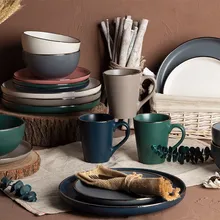 Stilvolle Keramiktischgeschirrkollektion mit individuellen Designoptionen