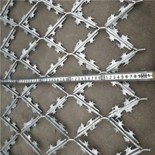 Uitgebreide concertina razor wire gaas