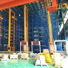 Système de stockage automatisé avec chariot élévateur, racks empilables, grue de stockage automatique