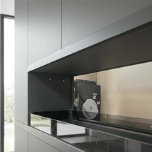 Sistema di scaffale estraibile per cucina in acciaio inox versatile