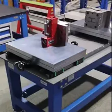 Tavolo per stampi multifunzionale con tavolo scorrevole