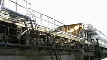 Linea di produzione di cartoni ondulati con specifiche normali in materiale riciclato ad alte prestazioni, macchina per la produzione di carta tissue Linea di produzione di cartoni ondulati con specifiche normali in materiale riciclato ad alte prestazioni, macchina per la produzione di carta tissue