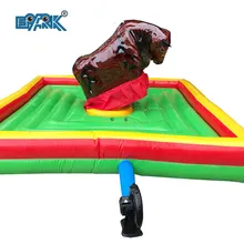 Giochi da divertimento Gioco meccanico toro pazzo gonfiabile Sport giochi di cavalcare mucche Gioco rodeo