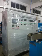 เครื่องทำสายไฟ เครื่องอัดฉีดฉนวนสำหรับการอัดฉีดเปลือก PVC