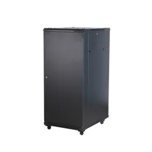 Rete di server rinforzata con base per robustezza