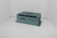 ファンレス埋め込みボックスPC、6 COM付き、マシンビジョンシステム用