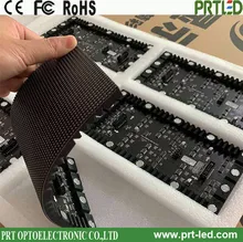 โรงงานเซินเจิ้น โมดูลแสดงผล LED โค้ง แผง LED ยืดหยุ่นในร่ม P2, P2.5, P3 โมดูล LED สีเต็ม