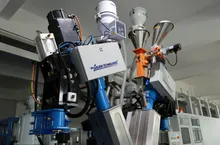 Macchina per l’estrusione di cavi elettrici flessibili per l’edilizia