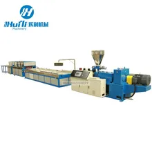 Ligne de production de machine à fabriquer des panneaux en mousse PVC WPC avec prix, ligne d'extrusion de panneaux en mousse PVC sans PVC
