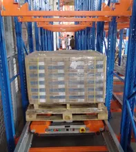 Sistema de Estantes de Paletes com Shuttle Radio Semi Automático para Armazenamento Industrial, Alta Utilização do Espaço