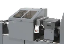 Macchina da stampa offset intermittente con sistema di registrazione del colore