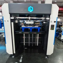 Macchina di post-elaborazione per stampa automatica a impilamento per la produzione di carte da gioco
