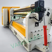 5×2000 เครื่องรีดแผ่นแบบไม่สมมาตร โครงสร้างการขึ้นรูปที่มีความแข็งแรงสูงและแม่นยำ