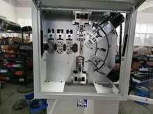 340 Máquina de hacer resortes de compresión CNC Colier