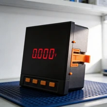 Tek Faz Çok Fonksiyonlu Enerji Ölçer Kompakt Tasarım LED Ekran ile