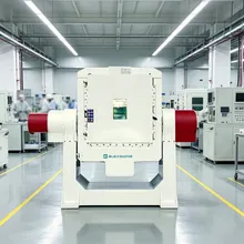 Sistema di test per il controllo della temperatura, dell'umidità e del movimento angolare di precisione su un ampio intervallo di temperatura