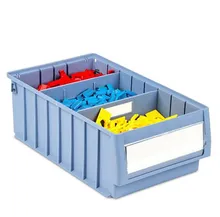 Scatole di plastica per la conservazione del sistema di scaffalature in filo Scatole di plastica per la conservazione del sistema di scaffalature in filo