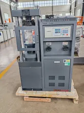 Tester di resistenza alla compressione ad alta capacità con sistema di controllo digitale integrato
