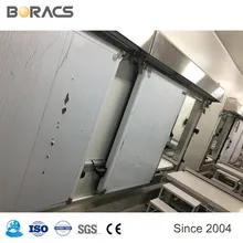 Sistema di scaffalature a rulli per stoccaggio ad alta densità con pallet multi profondo