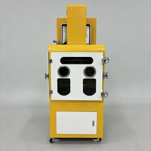 Macchina di miscelazione interna automatica PLC personalizzata ad alta coppia per la compattazione di masterbatch in gomma e plastica, macchina per test di campioni R&D di piccole dimensioni Macchina di miscelazione interna automatica PLC personalizzata ad alta coppia per la compattazione di masterbatch in gomma e plastica, macchina per test di campioni R&D di piccole dimensioni