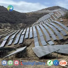Haltbares großflächiges Solarracksystem für Berginstallationen