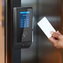 เครื่องอ่านบัตรสมาร์ท RFID TCP/IP RJ45 เครื่องอ่านการควบคุมการเข้าถึง BLE (บลูทูธพลังงานต่ำ) สำหรับระบบควบคุมการเข้าถึงทางเว็บระยะไกลพร้อมซอฟต์แวร์แอปมือถือ
