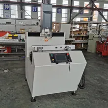 Máy làm cửa sổ cửa ra vào Trung tâm xử lý thông minh cho nhôm công nghiệp PVC nhựa 4 Máy xử lý trục