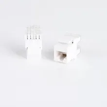 โมดูลที่มีการปรับแต่งได้และมีการป้องกัน RJ45 การจัดส่งรวดเร็ว การจัดหาที่เสถียร ความทนทานสูงสำหรับการเชื่อมต่อเครือข่าย